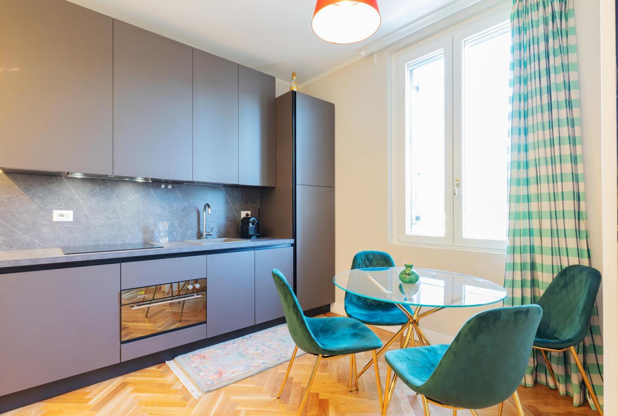 Apartment Garibaldi Fs Isola - Posizione Eccezionale E Comfort Per 4 Persone Milan